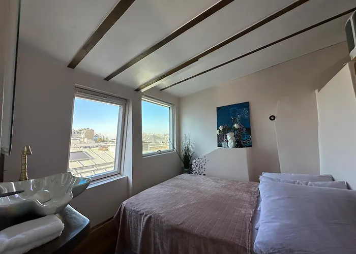 View Eiffel Tower Apartment